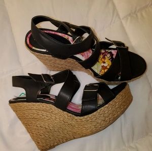 SM Madden Girl Wedge Heels
